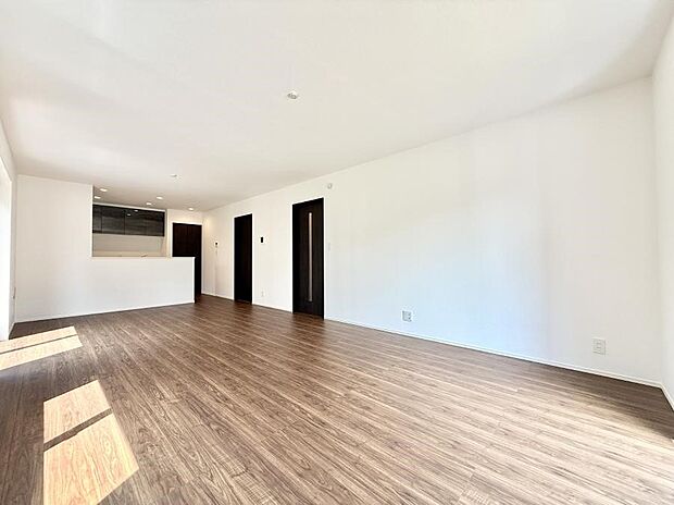 【ダイニング】■何気ない毎日を特別にする、癒しの空間