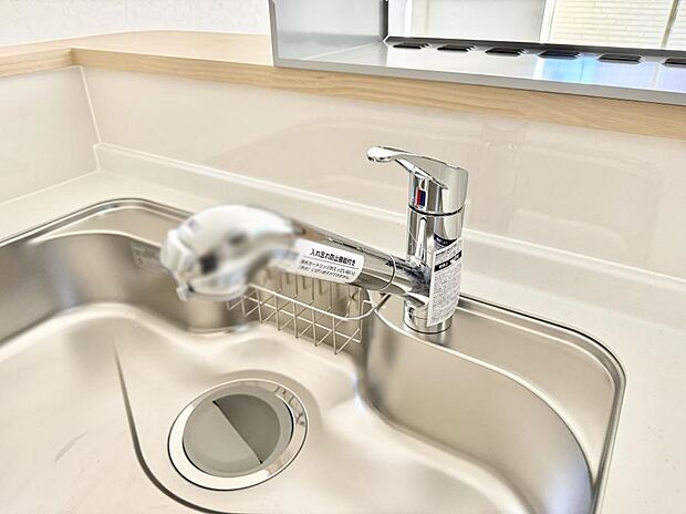 【浄水器】■不純物をしっかり除去して安心して飲めます