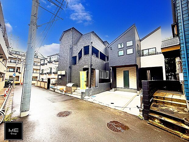 【前面道路含む現地写真】■家族とのお出かけが楽しくなる環境です