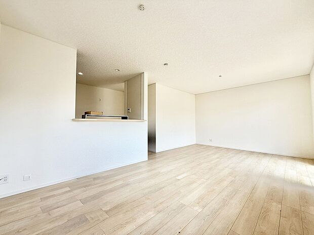 【ダイニング】■何気ない毎日を特別にする、癒しの空間