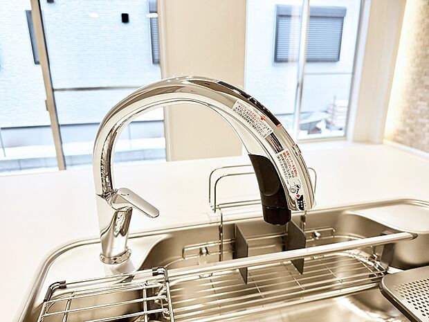 【浄水器】■清潔でおいしい水を手軽に供給してくれます