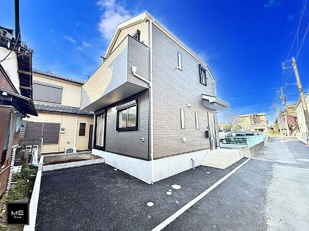 【現地外観写真】■家族みんなが笑顔で過ごせる、安心感のある住まい