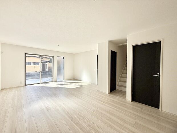 【ダイニング】■何気ない毎日を特別にする、癒しの空間