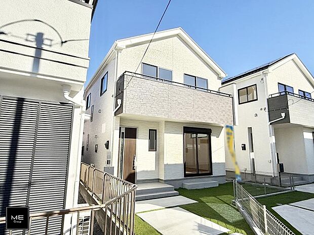 【現地外観写真】■家族みんなが笑顔で過ごせる、安心感のある住まい