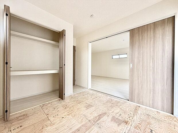 【子供部屋】■読書や趣味リモートワークなどさまざまな用途に対応できる柔軟さがあります