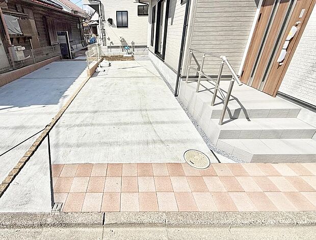 【駐車場】■自宅にカースペースがあると助かります