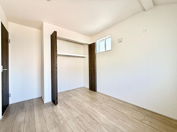 【子供部屋】■読書や趣味リモートワークなどさまざまな用途に対応できる柔軟さがあります