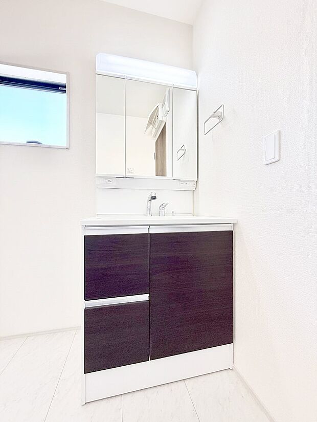 【洗面台・洗面所】■清潔感があり、気持ちよく使えます