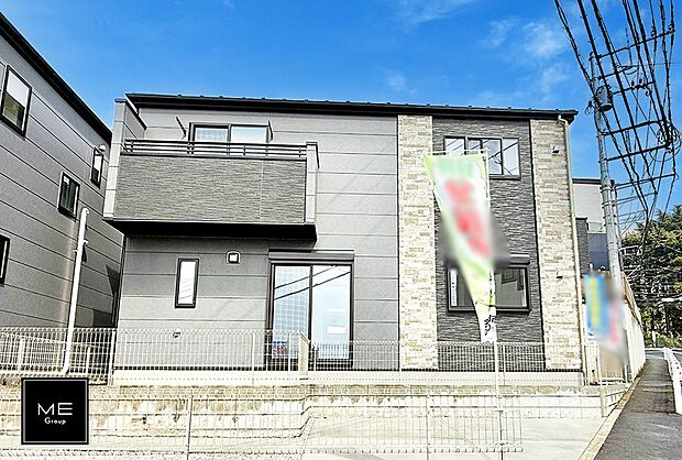 【現地外観写真】■家族みんなが笑顔で過ごせる、安心感のある住まい