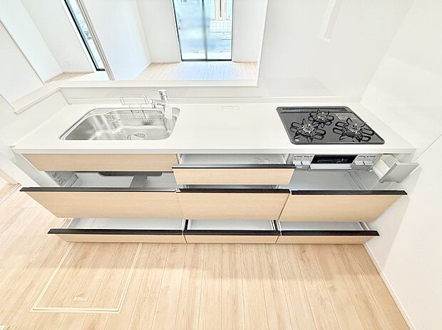 【キッチン】■シンプルで機能的、毎日使いやすいキッチン