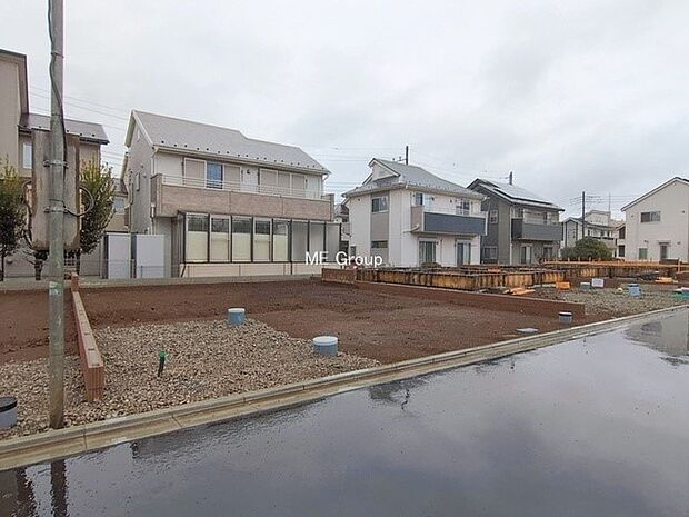 【現地外観写真】■暮らしを豊かにする充実した仕様設備で快適に