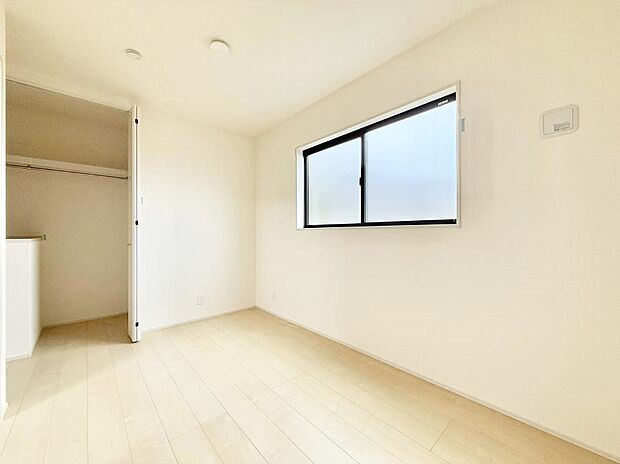 【子供部屋】■仕事や勉強のスペースに使うことで、集中しやすく静かな環境が整います