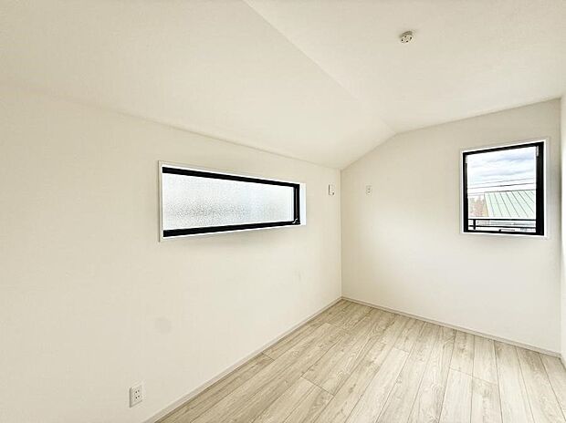 【洋室】■心地よい雰囲気が漂う落ち着いた空間