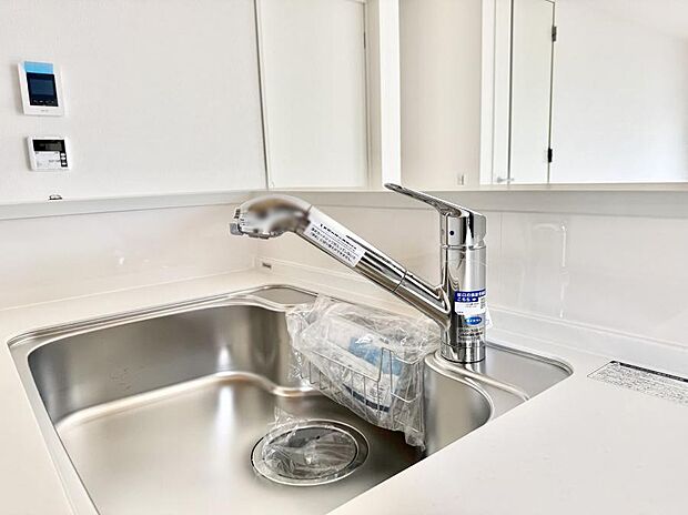 【浄水器】■不純物をしっかり除去して安心して飲めます