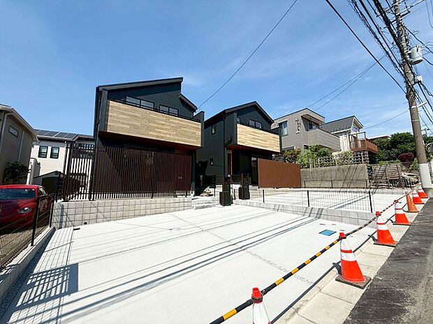 【現地外観写真】1号棟 ■まずは一度ご覧ください