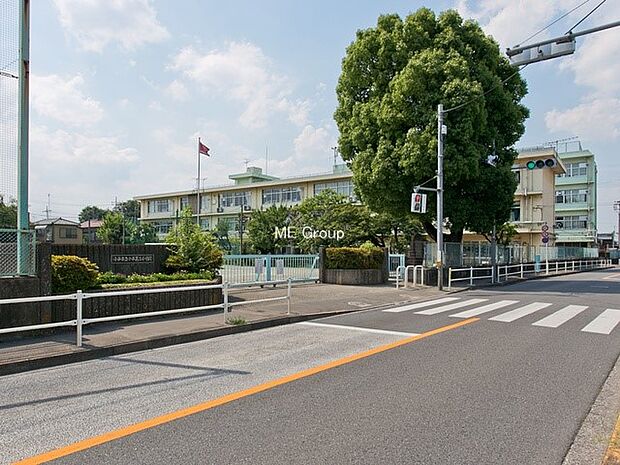 小平市立小平第二小学校(約25m・徒歩1分)