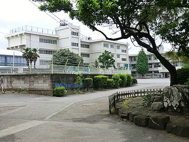 町田市立忠生第三小学校（約600m・徒歩8分）