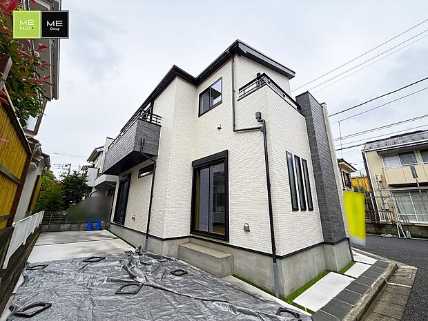 【現地外観写真】A号棟 ■家族が笑顔で集まる温かな住まい