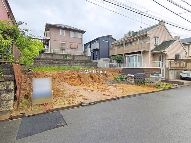 【現地外観写真】1号棟 ■暮らしを彩る充実した設備仕様が備わった住まい