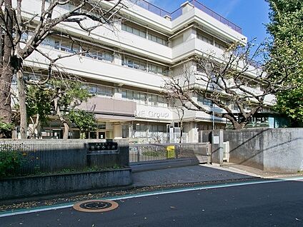西東京市立住吉小学校 732m(10分)