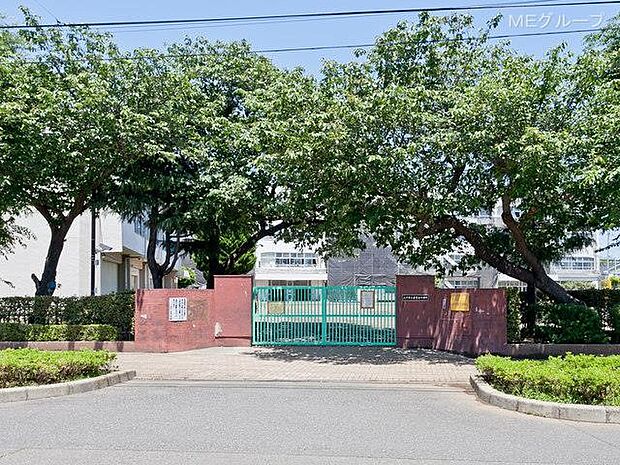 立川市立若葉台小学校（約260m・徒歩4分）