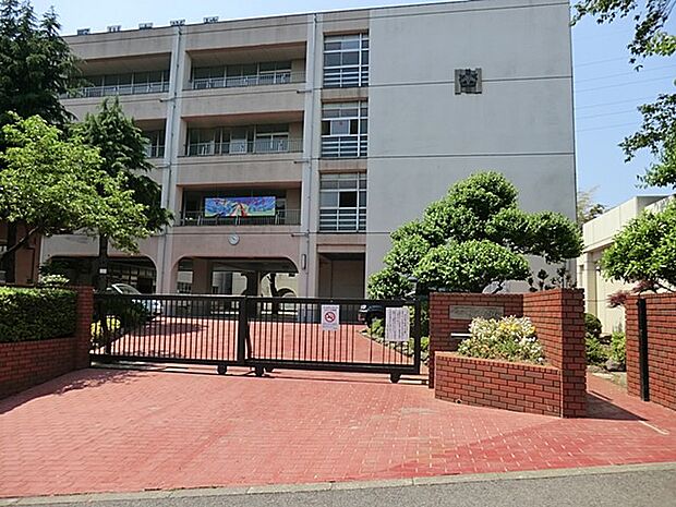 川崎市立野川中学校(約700m・徒歩9分)