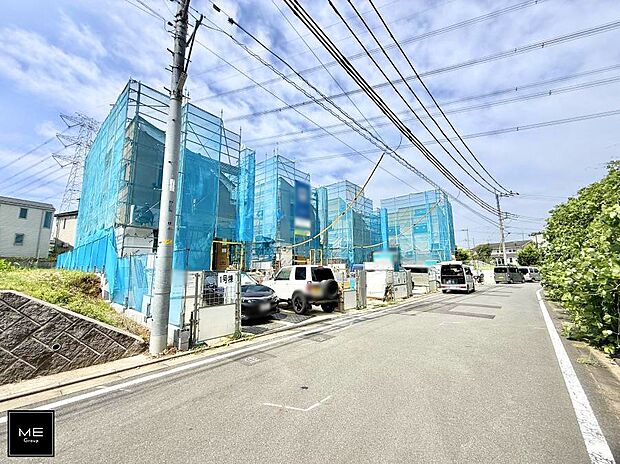 【前面道路含む現地写真】■この道を歩けば、毎日が少し特別になる