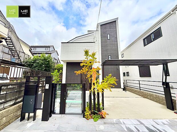 【現地外観写真】2号棟 ■家族が笑顔で集まる温かな住まい