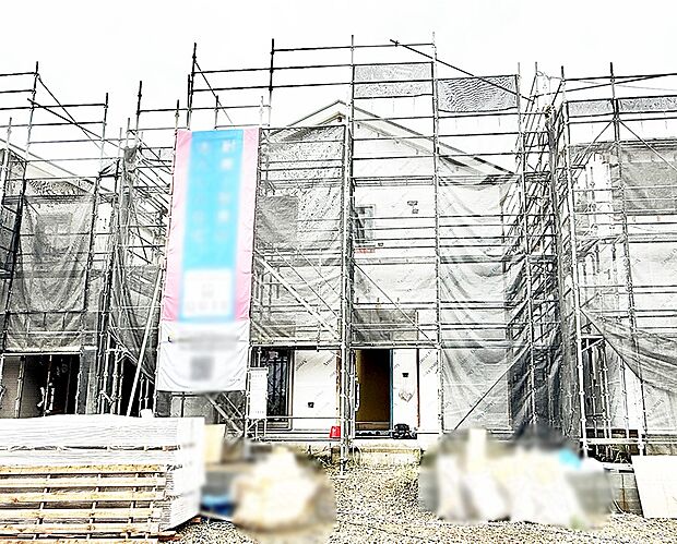 【現地外観写真】2号棟 ■暮らしを彩る充実した設備仕様が備わった住まい