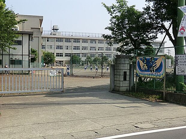 海老名市立有馬中学校（約1,800m・徒歩23分）
