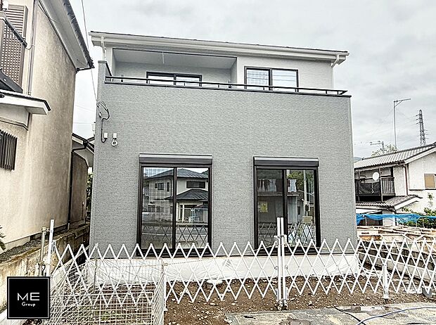 【現地外観写真】1号棟 ■暮らしを豊かにする充実した仕様設備で快適に