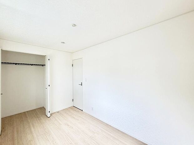 【リビング以外の居室】1号棟 ■機能的で使いやすいお部屋で毎日を快適に
