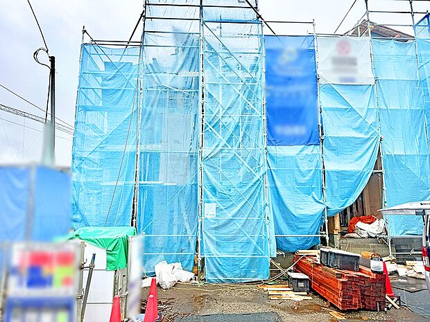 【現地外観写真】2号棟  ■家族みんなが笑顔で過ごせる、安心感のある住まい