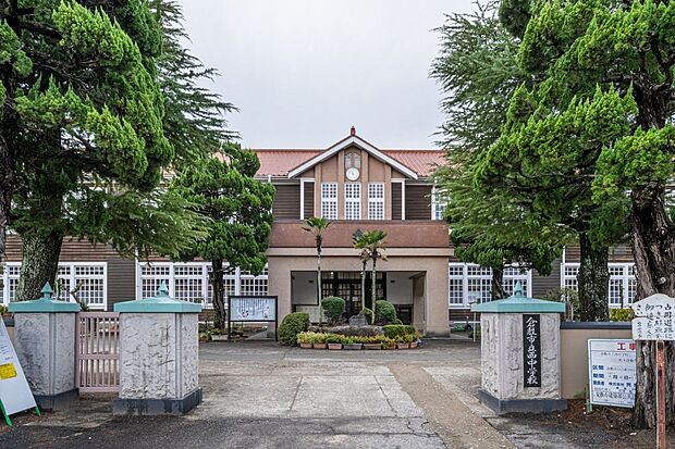 倉敷市立西中学校（約1,600m）