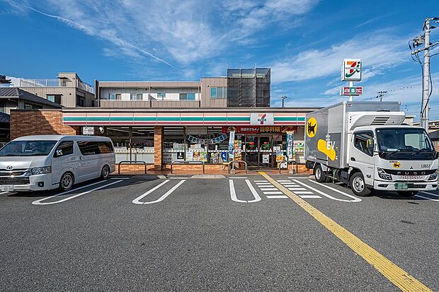 セブンイレブン加古川溝之口店(約180m)