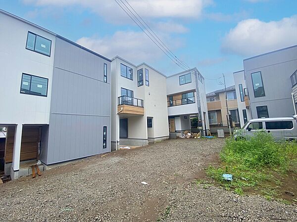 全棟居室４部屋の大型間取りプラン！即日即時のご案内が可能！お気軽にお問い合わせください！
現地（2026年6月）撮影