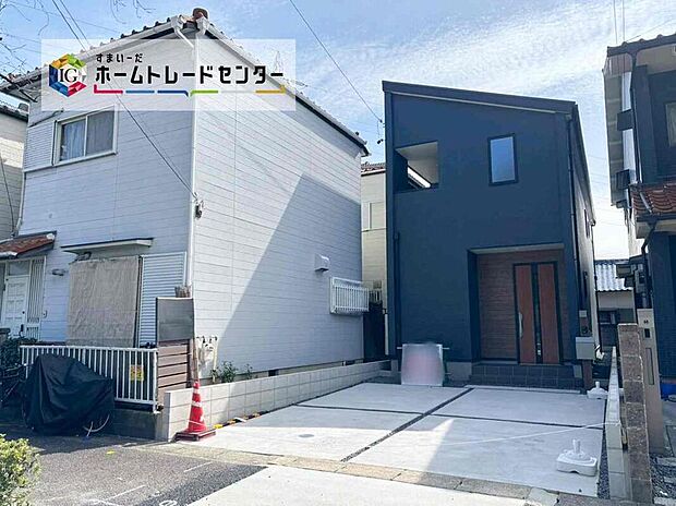 全１邸☆
並列駐車２台可能♪
堂々完成いたしました！ぜひ現地にて、実際の建物・街並み・陽当たり等ご確認下さい♪♪