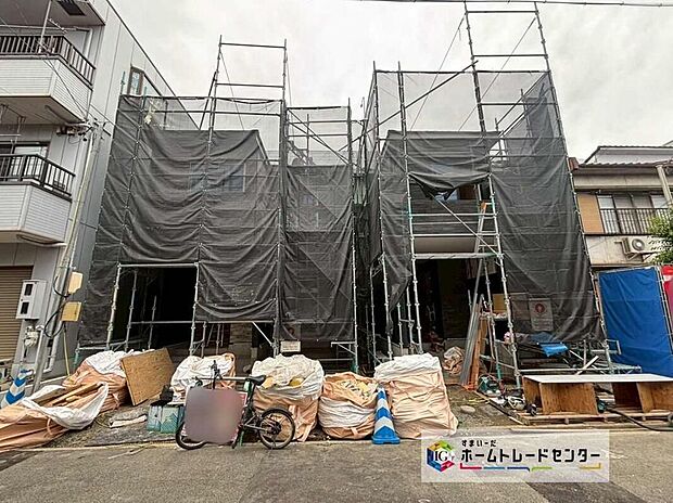 全２邸☆左１号棟・右２号棟並列駐車２台可能♪完成に向けて現在建築工事中です☆住宅の構造や設備仕様・完成イメージなどの資料もお送りいたします♪お気軽にお問い合わせ下さい☆