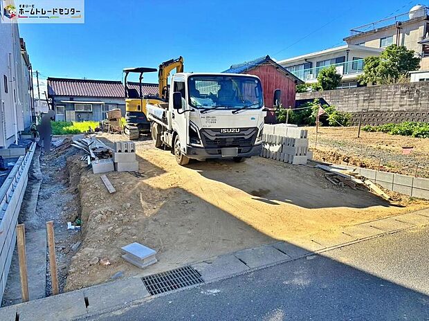 一戸建ての大きなメリットは、「自分の土地」を自由に使えること。好きなペットが飼えるほか、ガーデニングやＤＩＹ、車やバイクの手入れなど様々な趣味を楽しめます♪