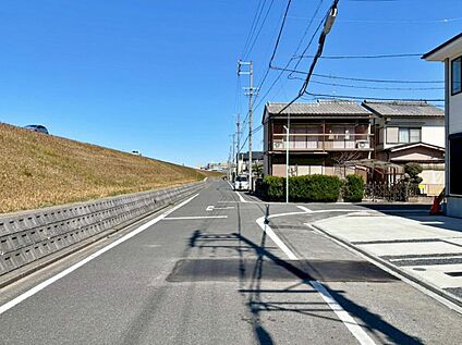 前面道路含む現地写真