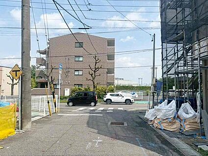 前面道路含む現地写真
