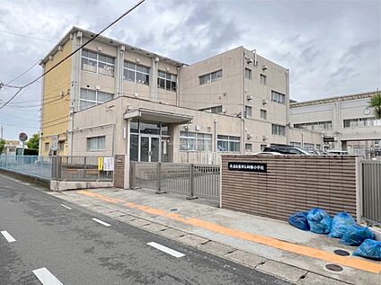北名古屋市立師勝小学校 110m(徒歩2分)