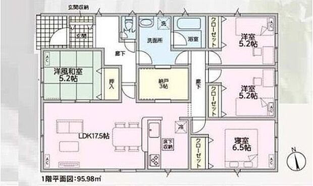 【4LDK+S】人気の平屋建て♪
対面式キッチン仕様の約１７．５帖リビング♪
リビングに隣接した洋風和室はお子様のお昼寝場所にも◎♪
納戸があり、各居室にも収納スペース完備♪