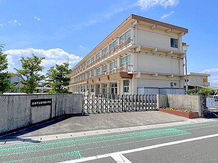 愛西市立西川端小学校 900ｍ(徒歩12分)