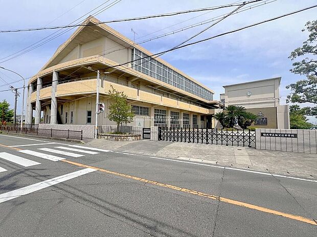 稲沢市立祖父江中学校（約1,000m）