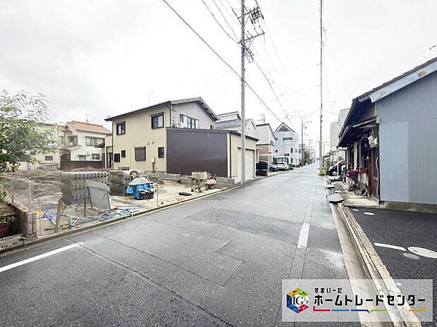 【現地外観写真】完成に向けて現在建築工事中です☆住宅の構造や設備仕様・完成イメージなどの資料もお送りいたします♪お気軽に問い合わせ下さい☆