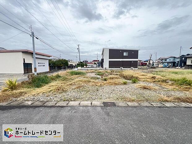 【現地外観写真】☆7号棟外観写真☆
今なら建築中の様子をご覧になることができます♪現地をご覧いただきながら、住まいの夢をお聞かせください。お客様に合った資金計画書の作成や近隣の完成物件のご紹介も可能です♪