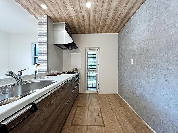 空間を彩る、美しいキッチン。料理がもっと好きになる「あったらいいな」をカタチに仕上げました♪