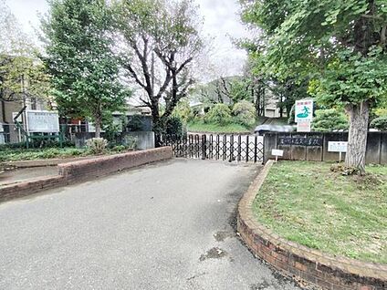 嵐山町立志賀小学校 950ｍ(徒歩12分)