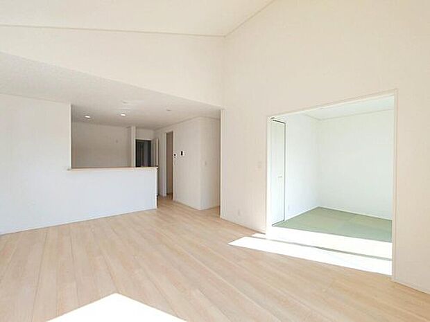 【リビング】【5号棟】17.5帖のリビングです